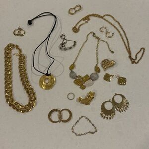 Vintage Gold Tone Elegant Jewelry Lot With Thomas Kinkade Tin